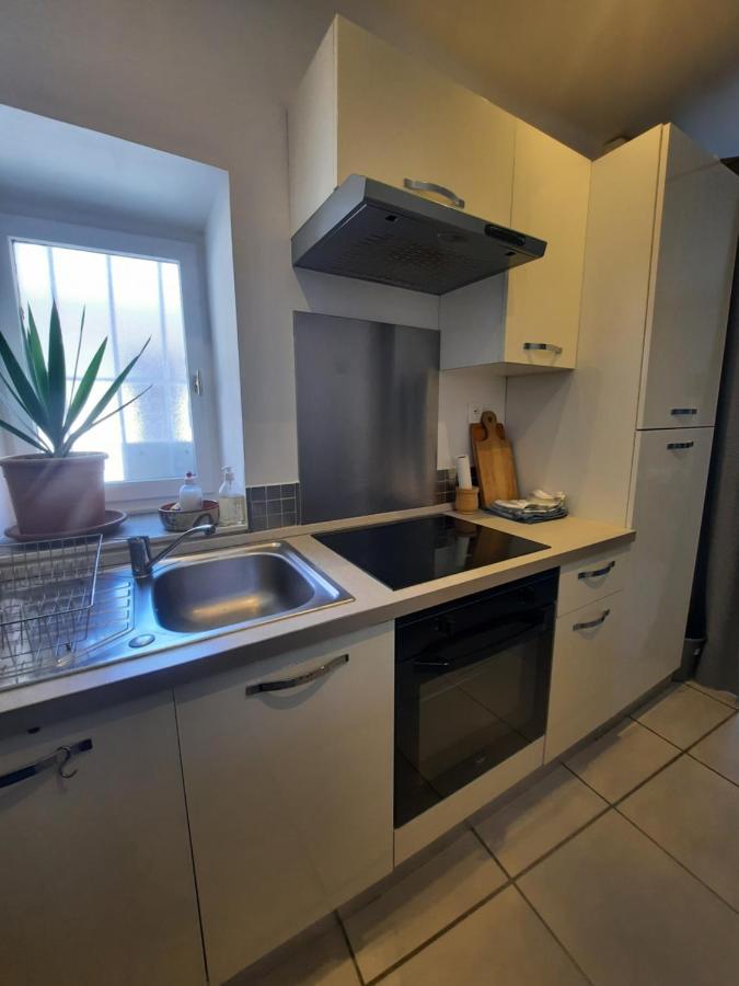 Agreable Appartement T2 Proche Centre ニーム エクステリア 写真