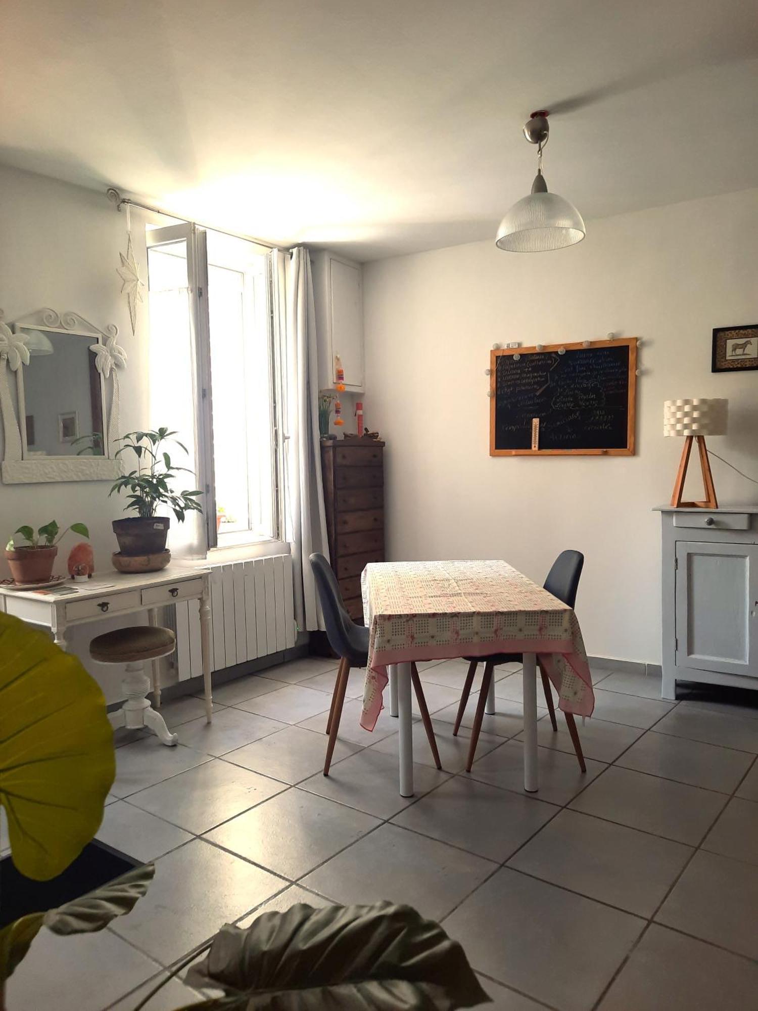 Agreable Appartement T2 Proche Centre ニーム エクステリア 写真